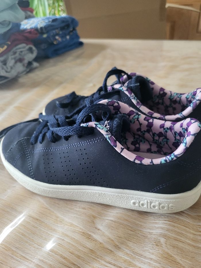 Basket adidas 31.5 - photo numéro 3