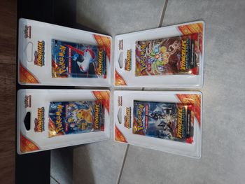 Carte Pokémon : 4 Booster blister plastique Artset EV8 Étincelles Déferlantes écarlate et violet Pik