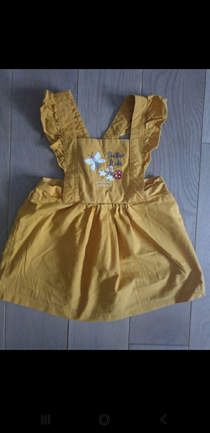 Petite robe jaune 12 mois