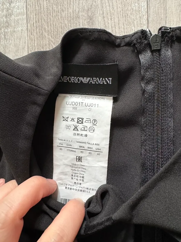 Combi short armani - photo numéro 2