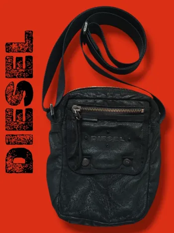 Superbe sacoche bandoulière en cuir/daim noire DIESEL