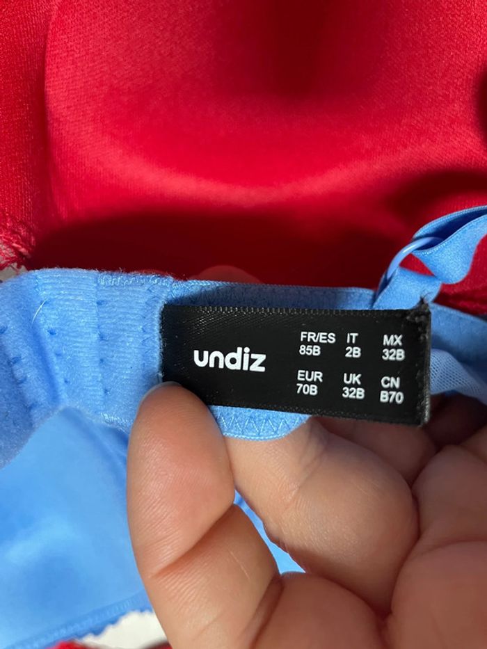 Lot soutien gorge Undiz 85B - photo numéro 4