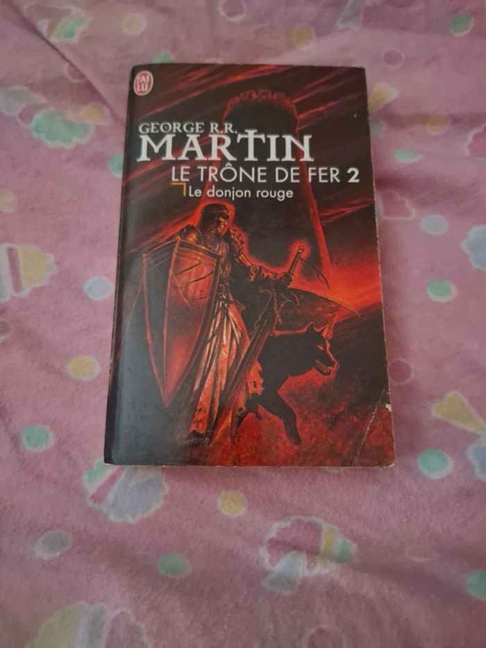 Le trône de fer 2. Le donjon rouge