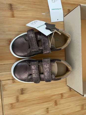 Baskets neuve