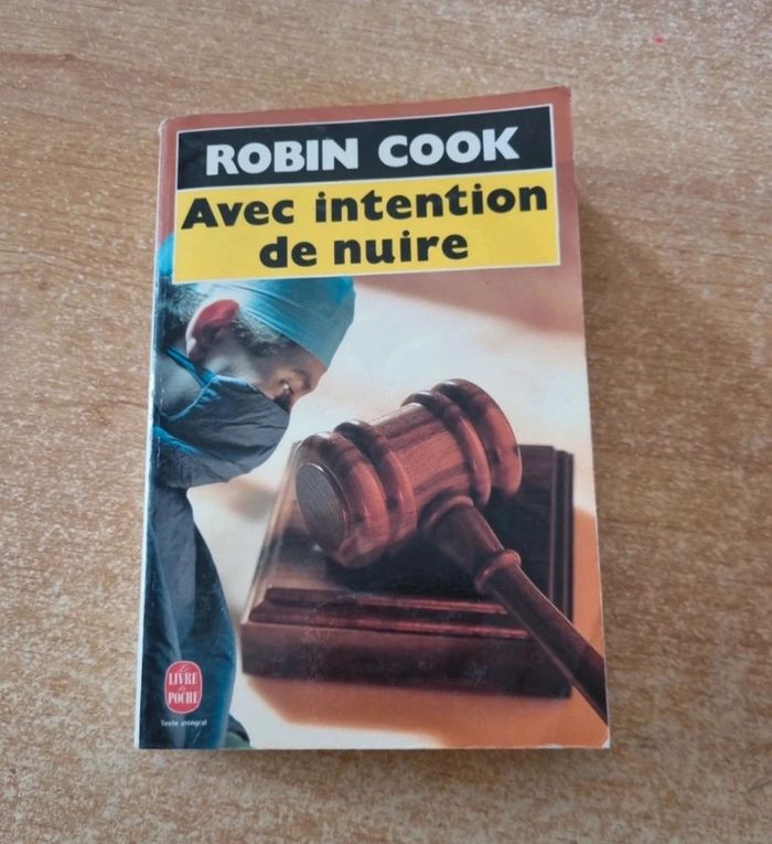 Avec intention de nuire