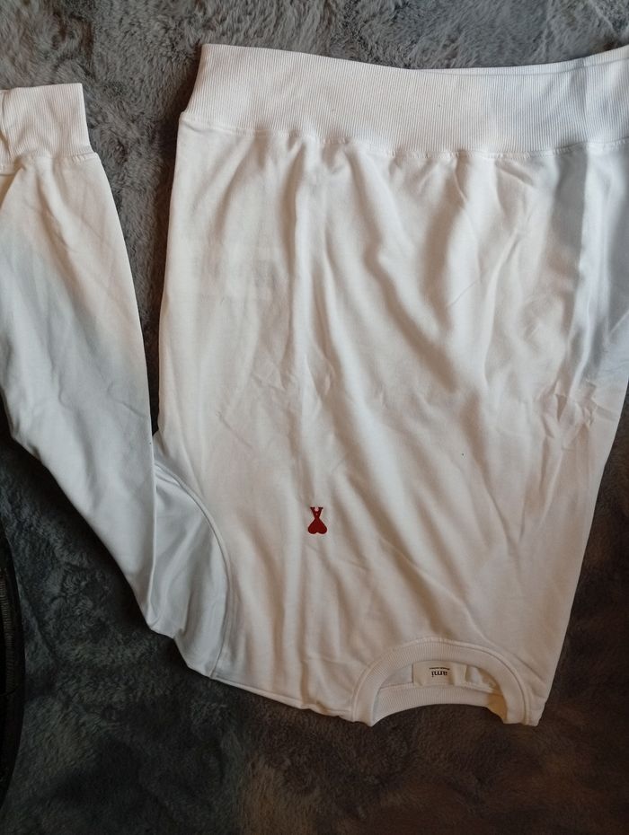 Pull Ami blanc neuf - photo numéro 2