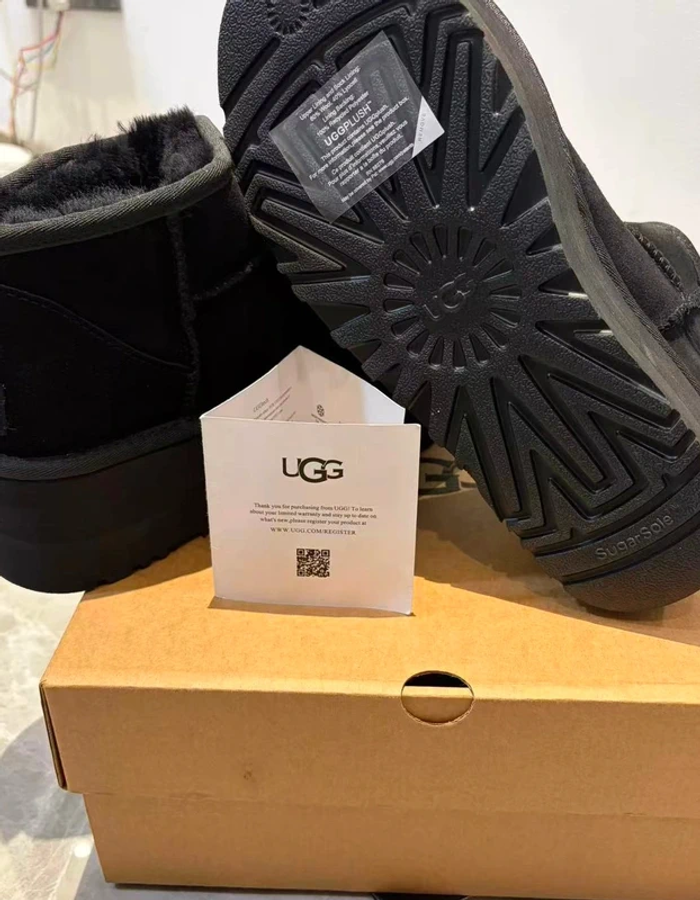 Ugg ultra mini taille 40 - photo numéro 4