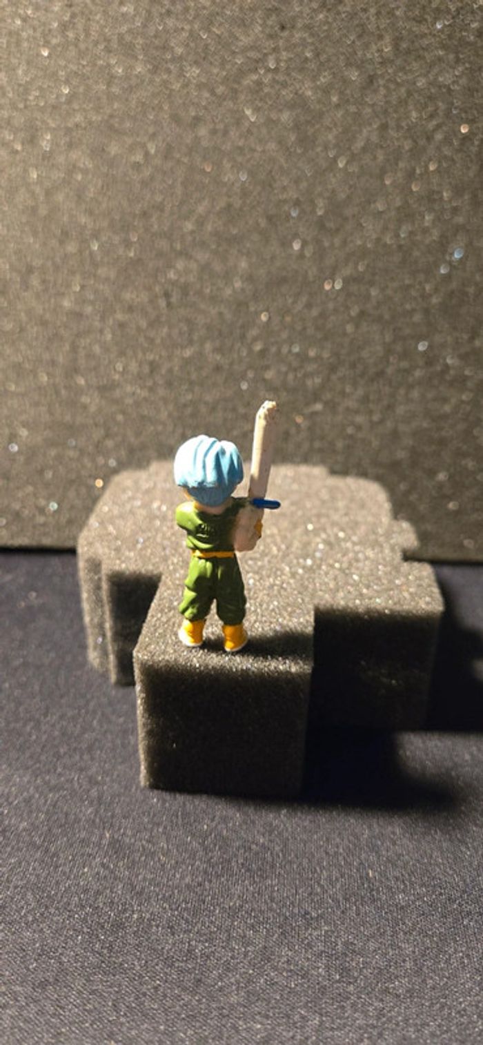 Figurine Dragon Ball Z, Trunks - photo numéro 2