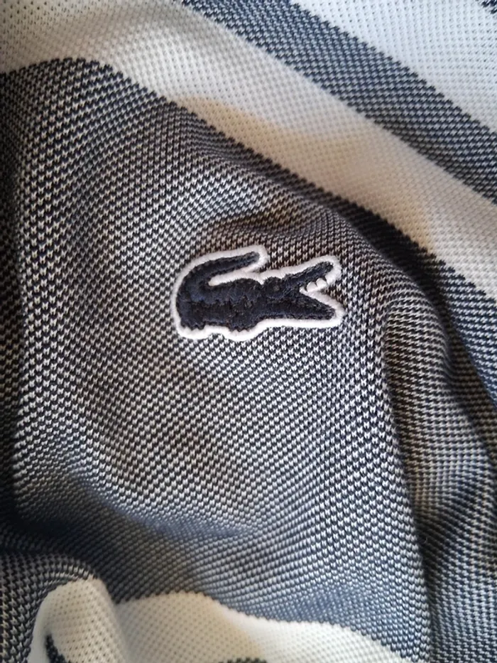 Polo Lacoste taille XXL - photo numéro 3