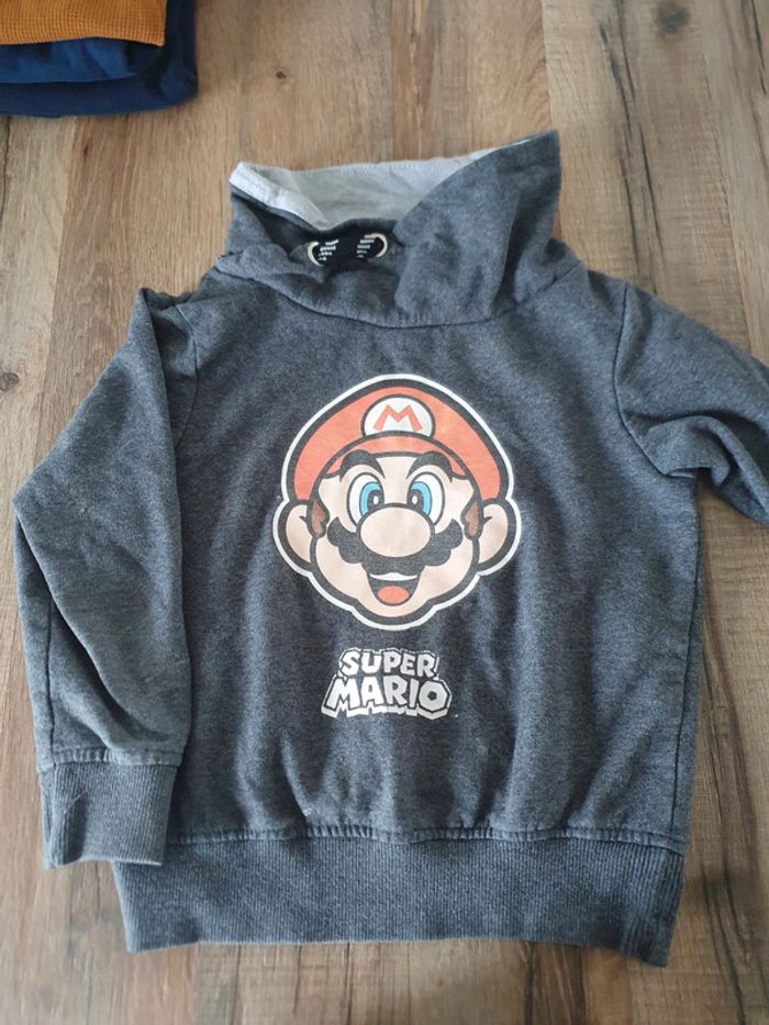 Sweat super Mario 5 ans