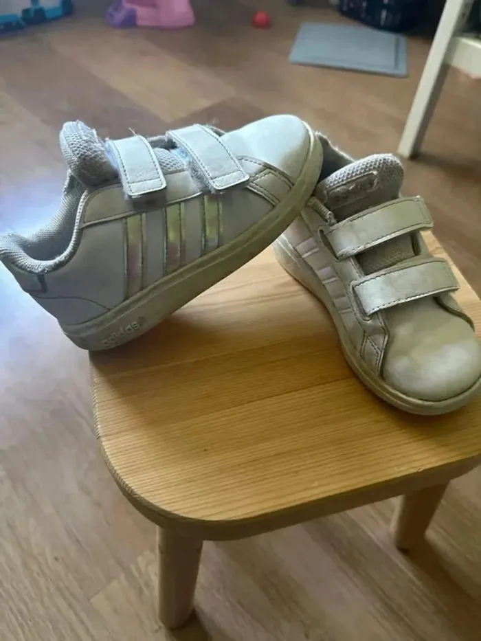 Basket fille adidas 26 - photo numéro 3