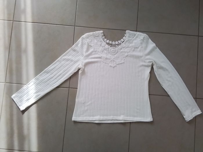 Pull femme T :38  blanc - photo numéro 6