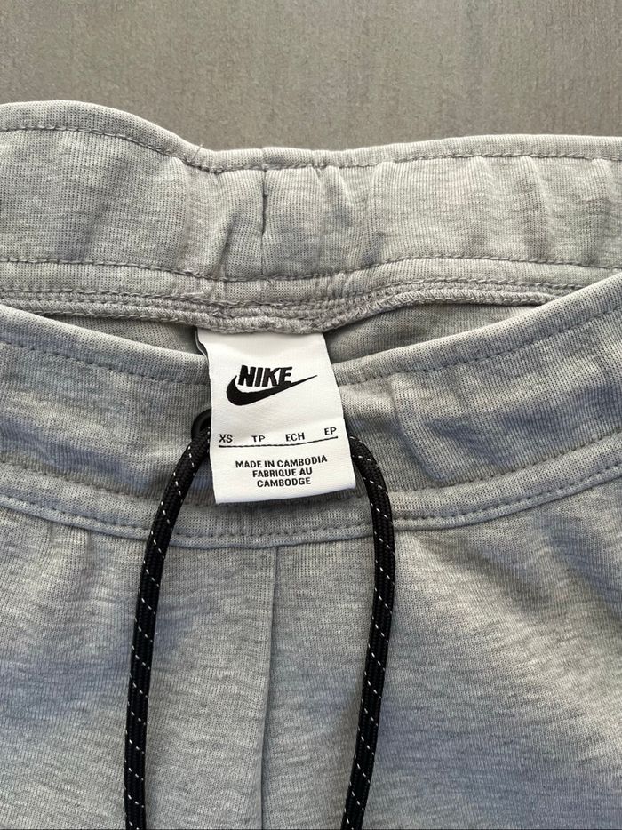 Ensemble de jogging Nike - photo numéro 8