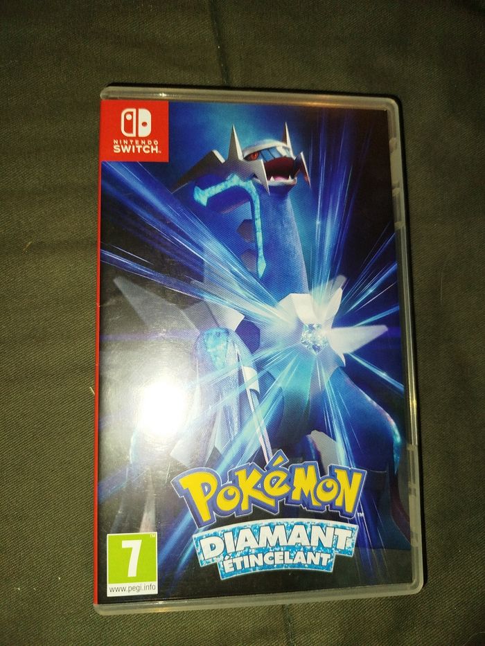 Jeu Pokémon diamant étincelant