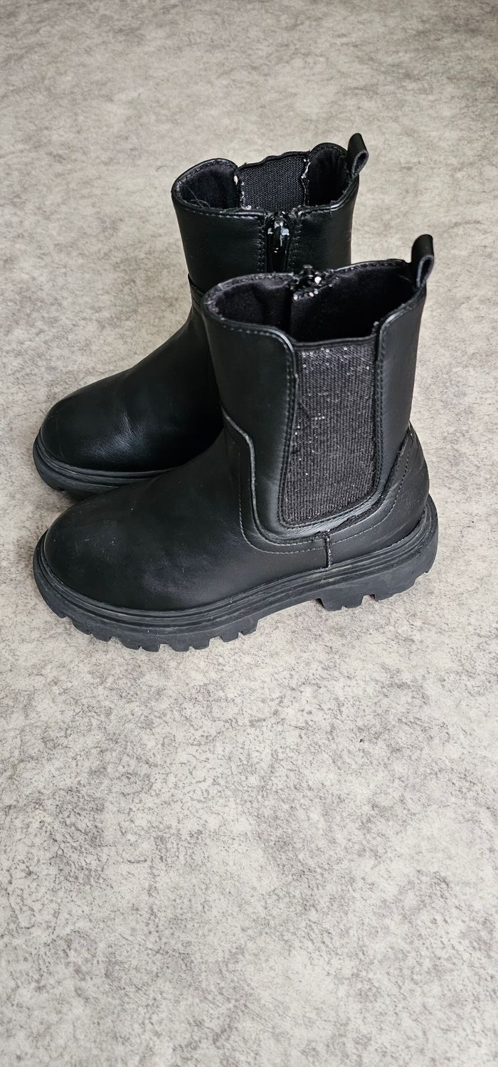 Bottine enfant de la marque kiabi taille 28 - photo numéro 2
