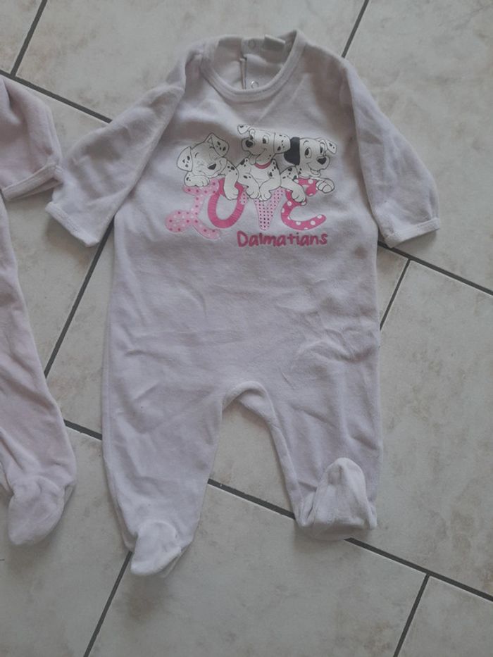 2 pyjama 6mois - photo numéro 2