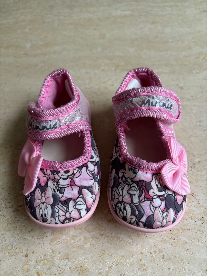 CHAUSSURES "MINNIE" ROSES - POINTURE : 23