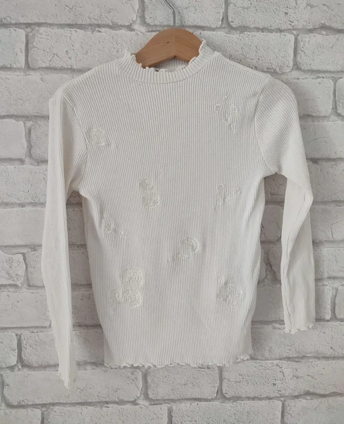 Sous-pull côtelé blanc Zara – 6 ans