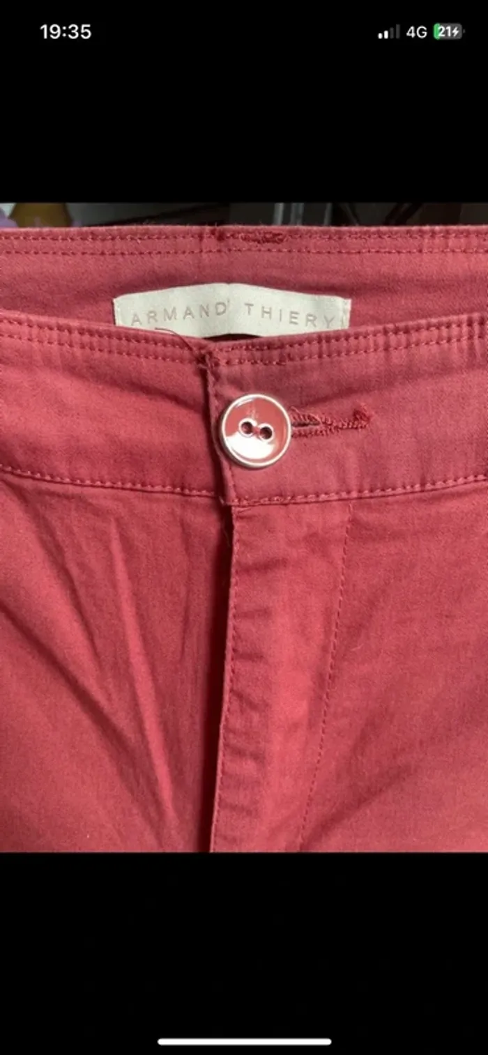 Magnifique pantalon en 40 de la boutique Armand Thiery en excellent état proche du neuf