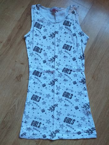 Tee shirt taille 12 ans