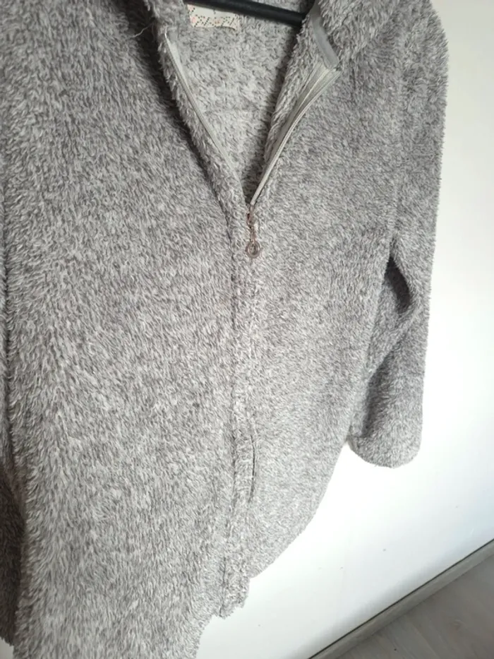 Veste pilou pilou grise Etam taille S - photo numéro 4