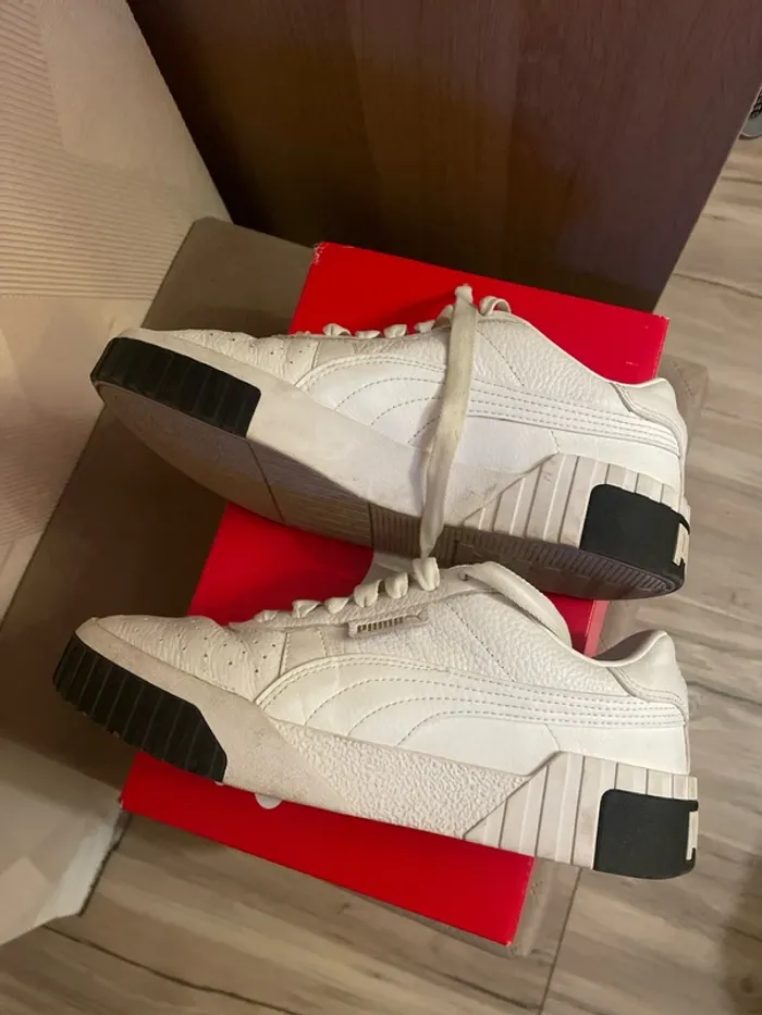 Basket puma appelée Cali, taille 38 blanche, semelle noire - photo numéro 6