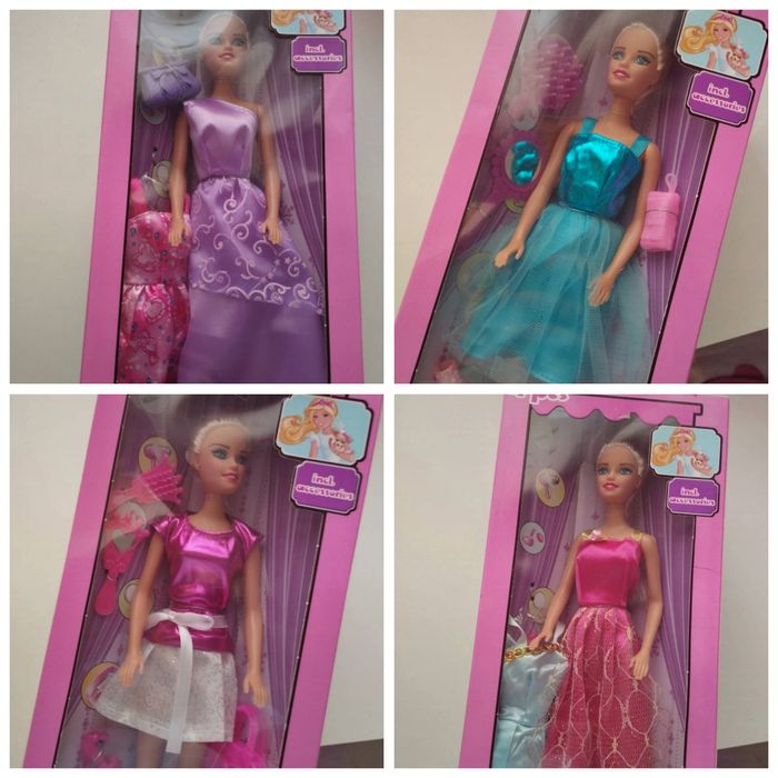 Lot de 4 poupées mannequins style barbie neuves jouets fille