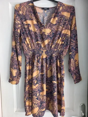 Robe taille M Etam