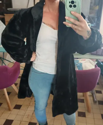 Lot n°10: manteau fourrure