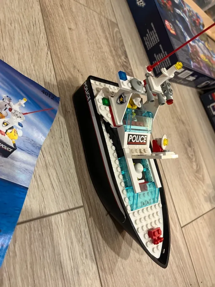 Lego system 4012 ; bateau de police - photo numéro 6