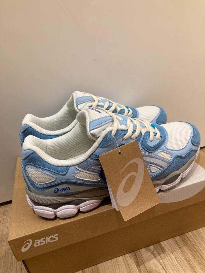 Asics gel Nyc Bleu clair Taille 39 - photo numéro 3