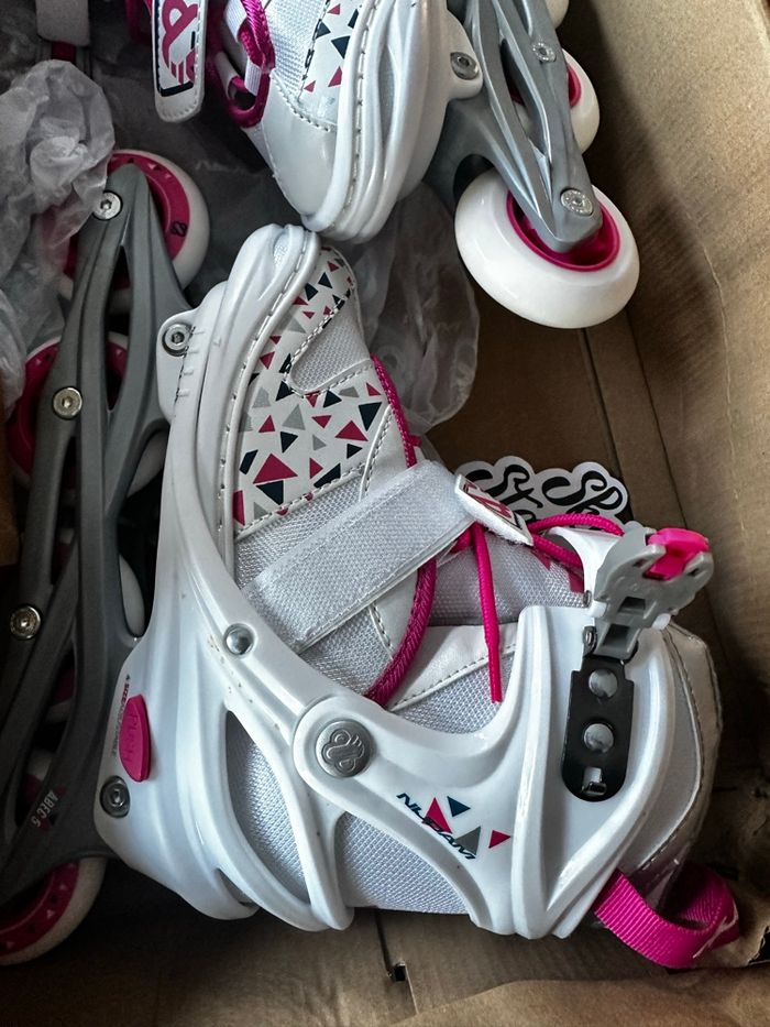 Rollers neufs 33/36 - photo numéro 3