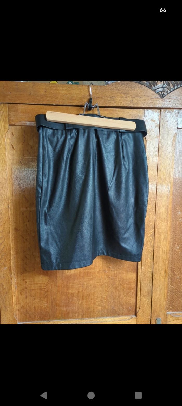 Juppe en similicuir (sky) - photo numéro 3