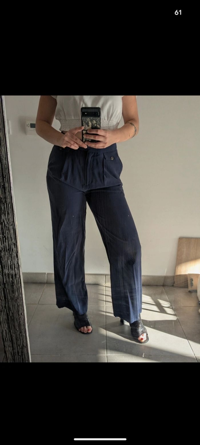 Pentalon fluide bleu foncé