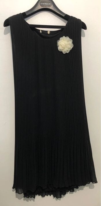 Jolie robe Molly Bracken noire plissée type années 20