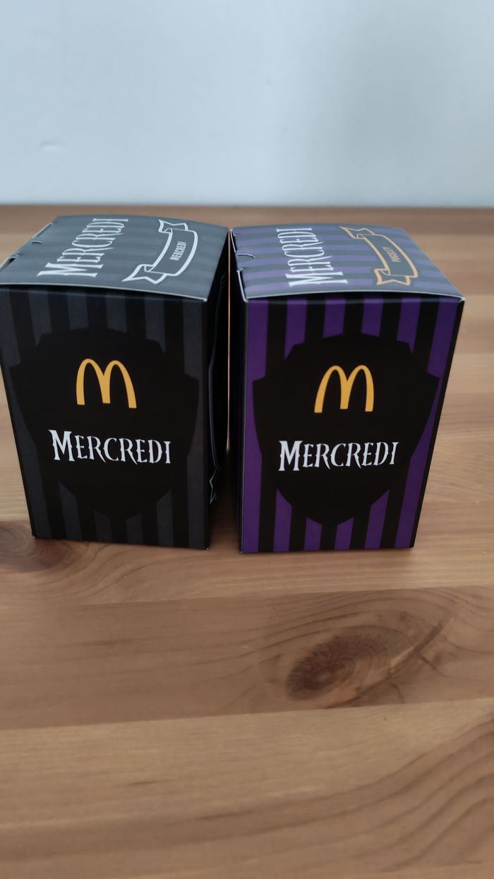 Figurines Mercredi Addams Macdo - photo numéro 6