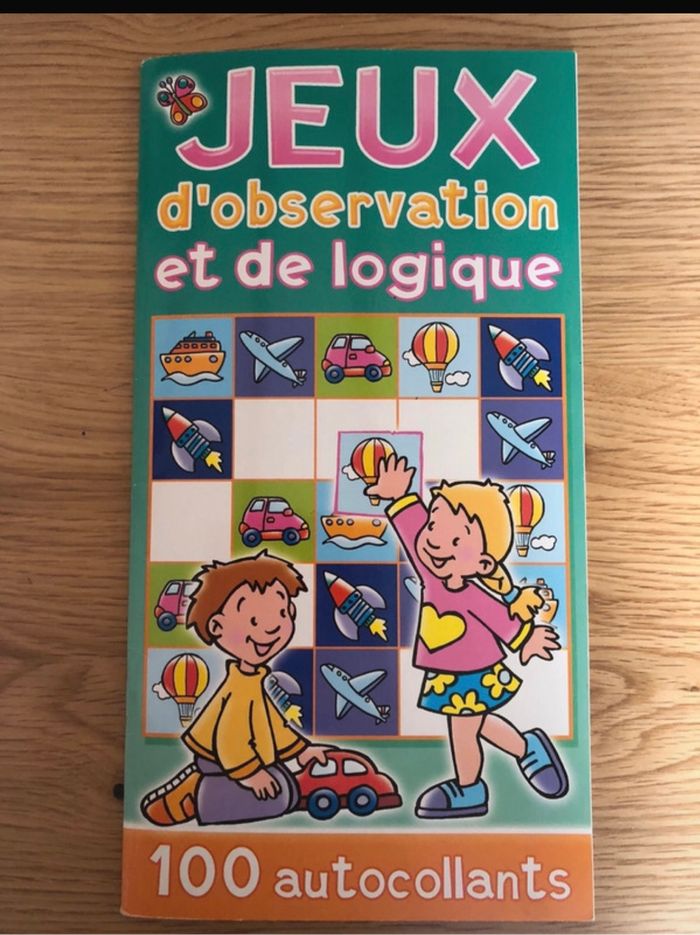 Livre jeux autocollants