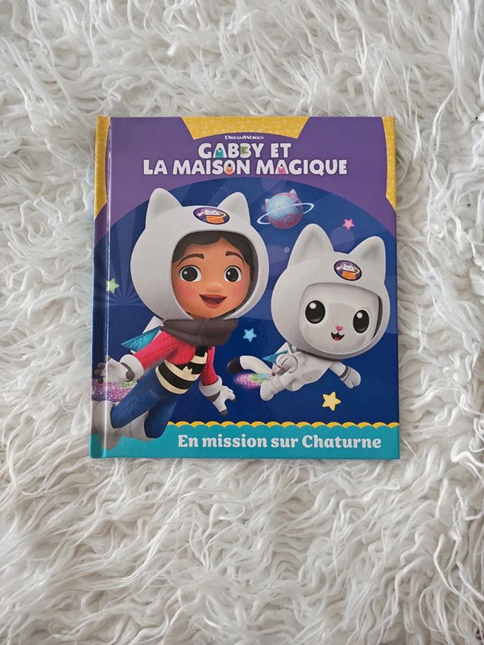 Livre Gabby et la Maison Magique "en mission sur chaturne" - photo numéro 2