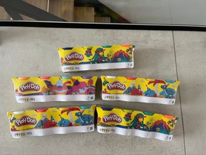 20 pots de pâte à modeler play doh