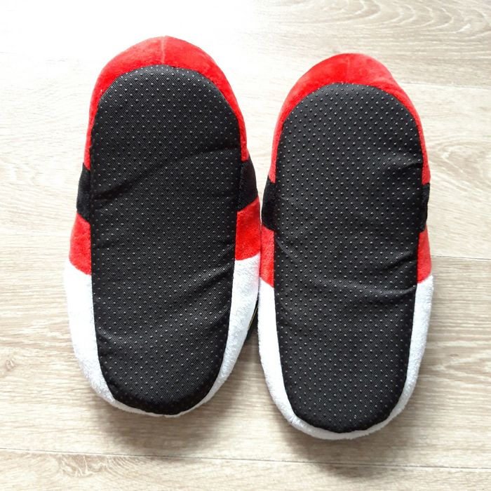Chaussons de noël pour adultes NEUFS - photo numéro 3