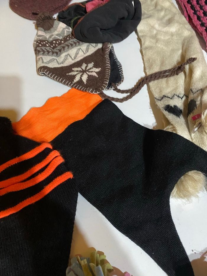 Lot écharpes et bonnets fille - photo numéro 2