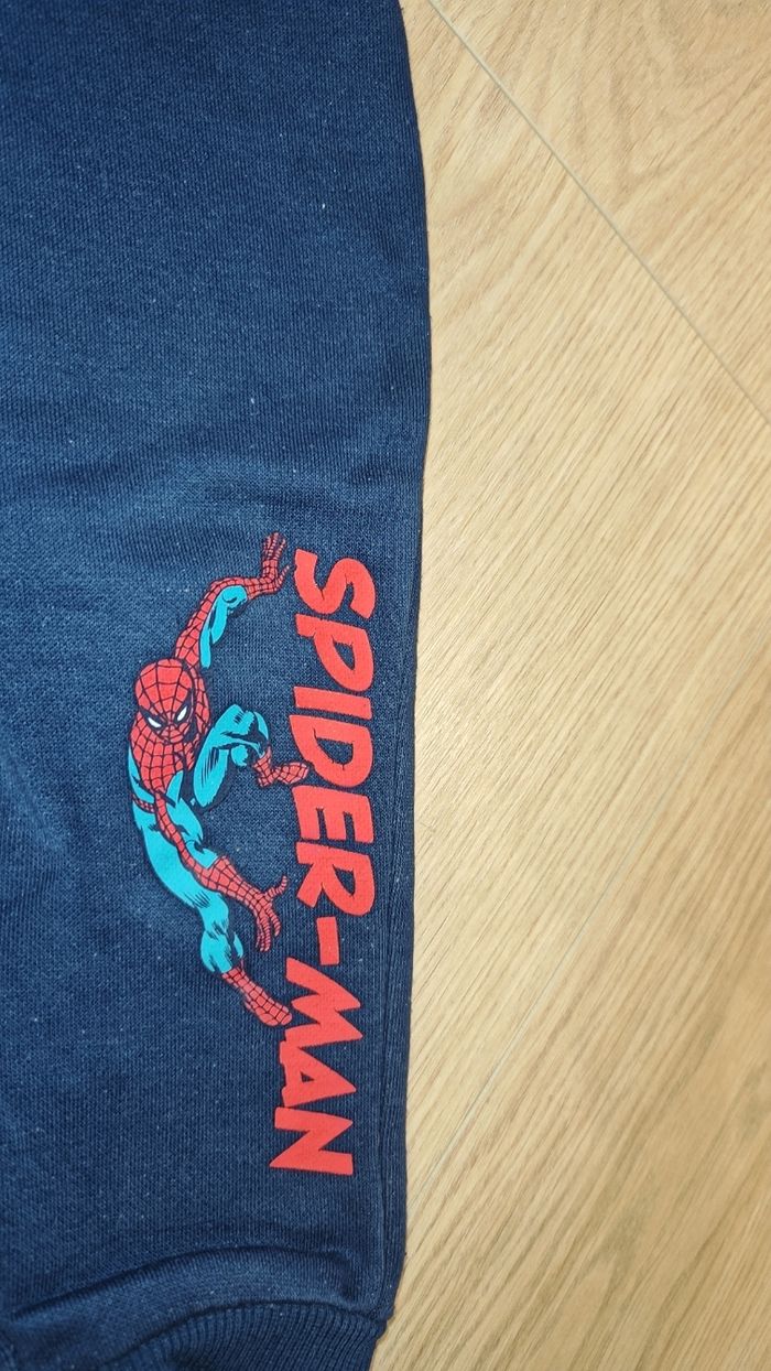 Jogging Spider-Man 12 /18mois - photo numéro 2