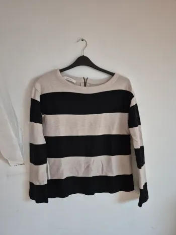 Pull rayé