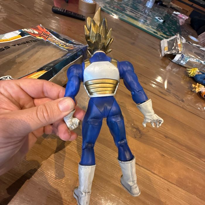 Figurine Dragon Ball Z végéta, édition limitée 2003 - photo numéro 3