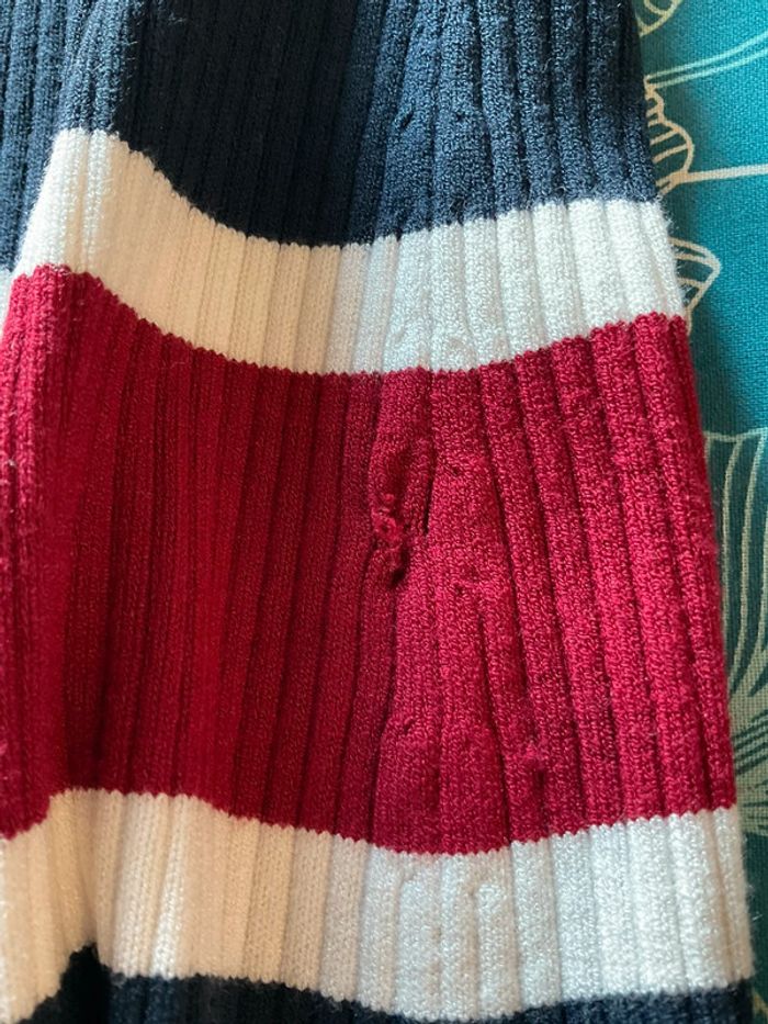 Robe côtelée manches courtes prêt du corps rayée marine et bordeaux Tommy Hilfiger taille L 028 - photo numéro 7