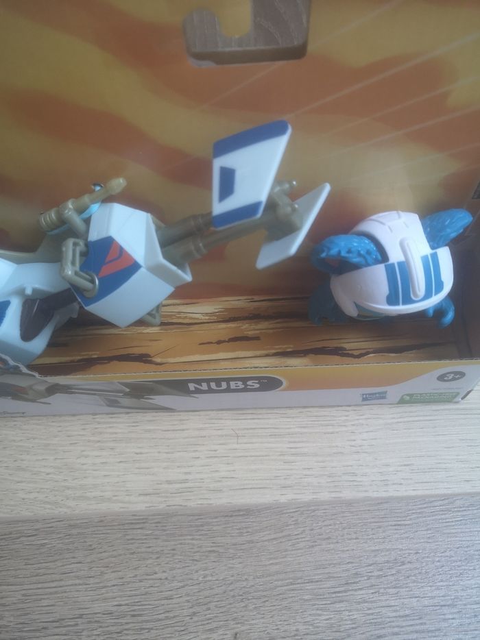 Figurine avec vaisseau young jedi star wars nubs - photo numéro 2