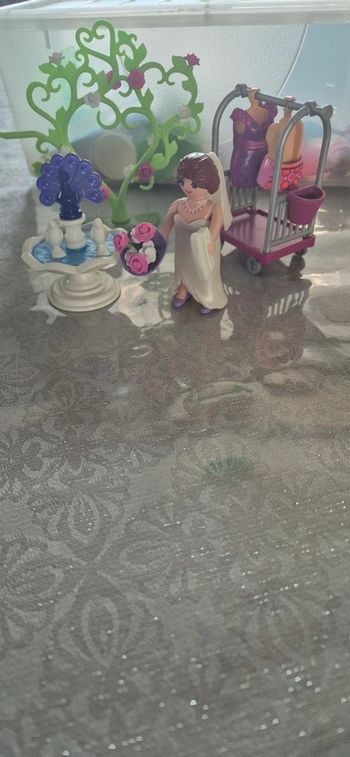 Playmobil city life 6155 top modèle avec tenue de mariée