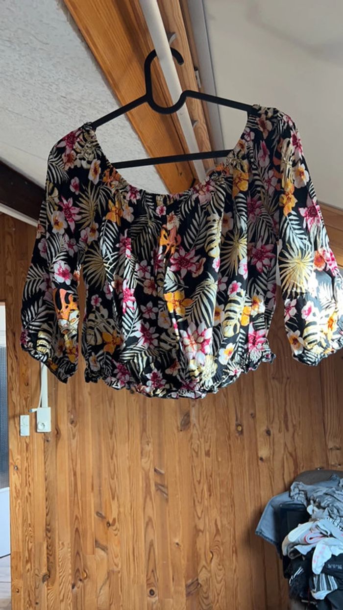 Top court neuf liberto taille 38 - photo numéro 4