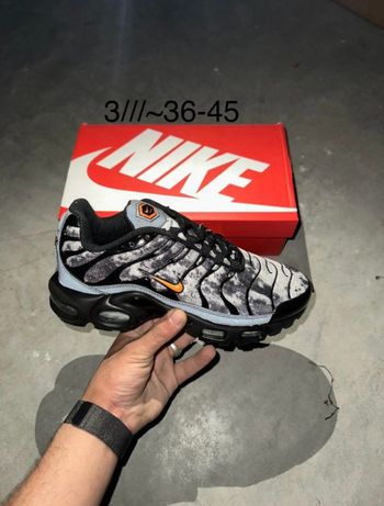 Nike tn militaire orange gris 41
