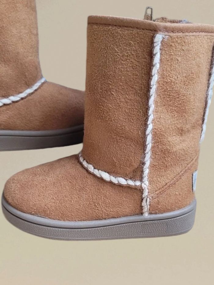 Bottes Little Celebs Pointure 20 - photo numéro 2
